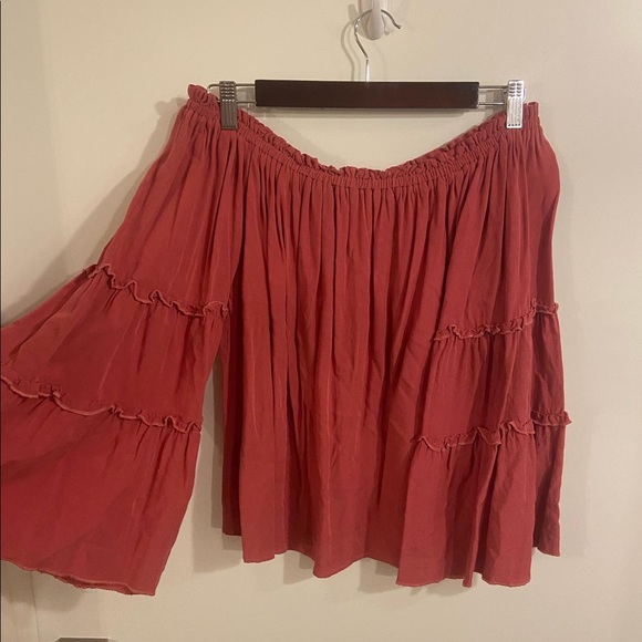 Tops - Off the shoulder, bell sleeve top